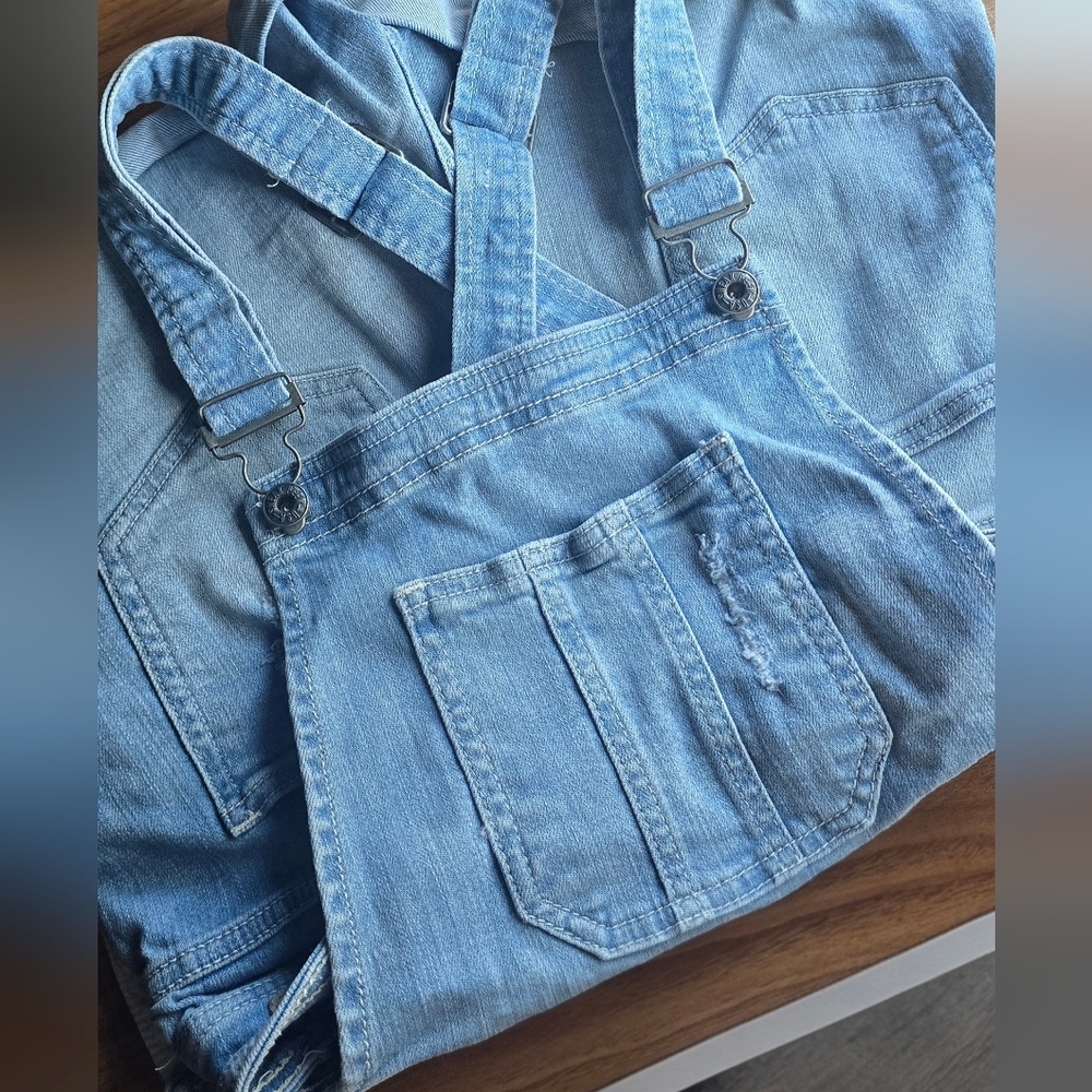 Sneak Peek Blue Stetch Distressed Overalls Size Juniors Medium - Picture 4 of 11